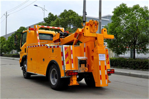 双辽高速路拖车费